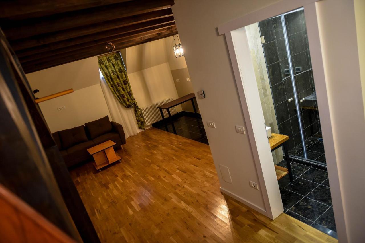 Schloss Apartments Brasov Bagian luar foto